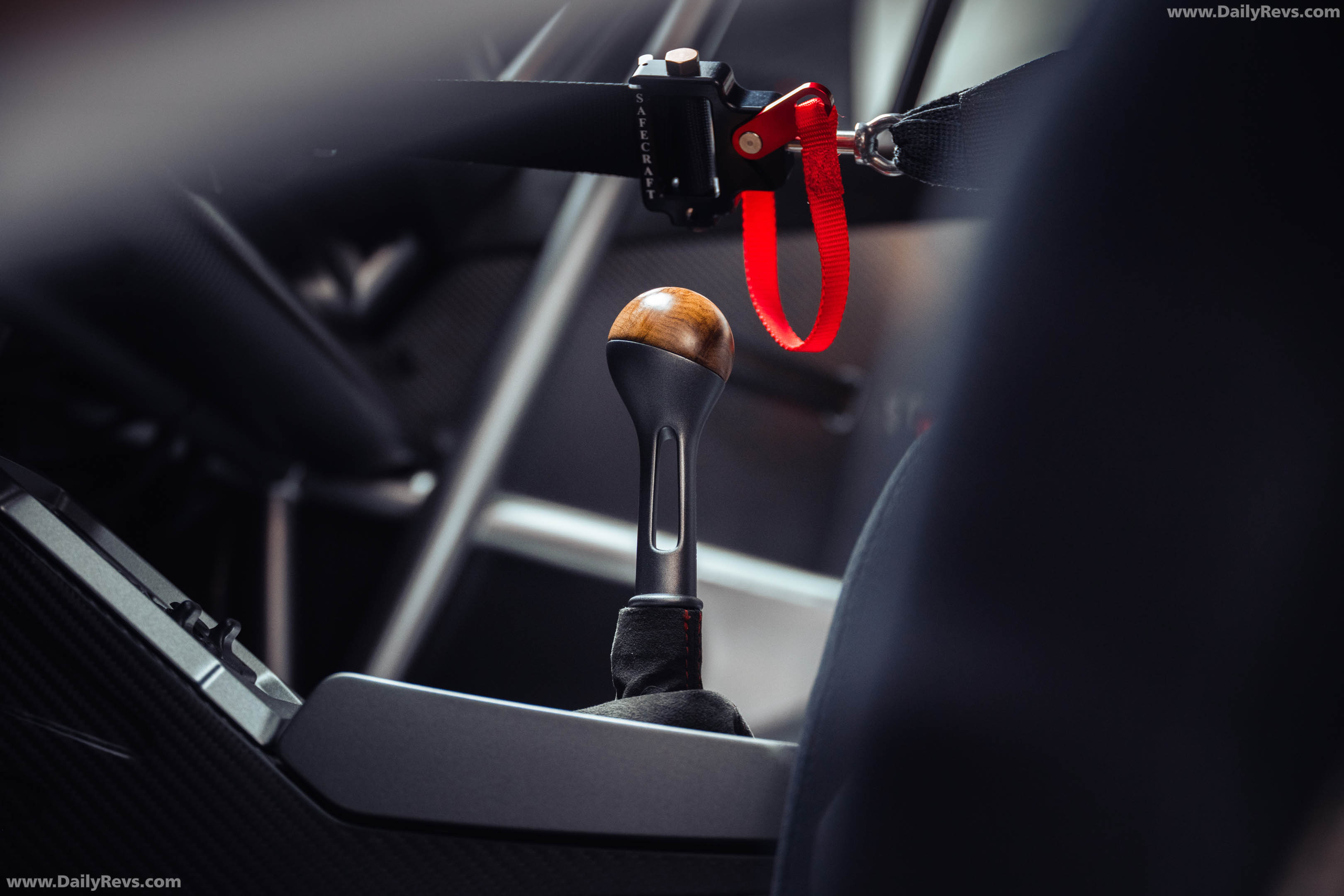 2027 Gunther Werks GXR-Evo Interior